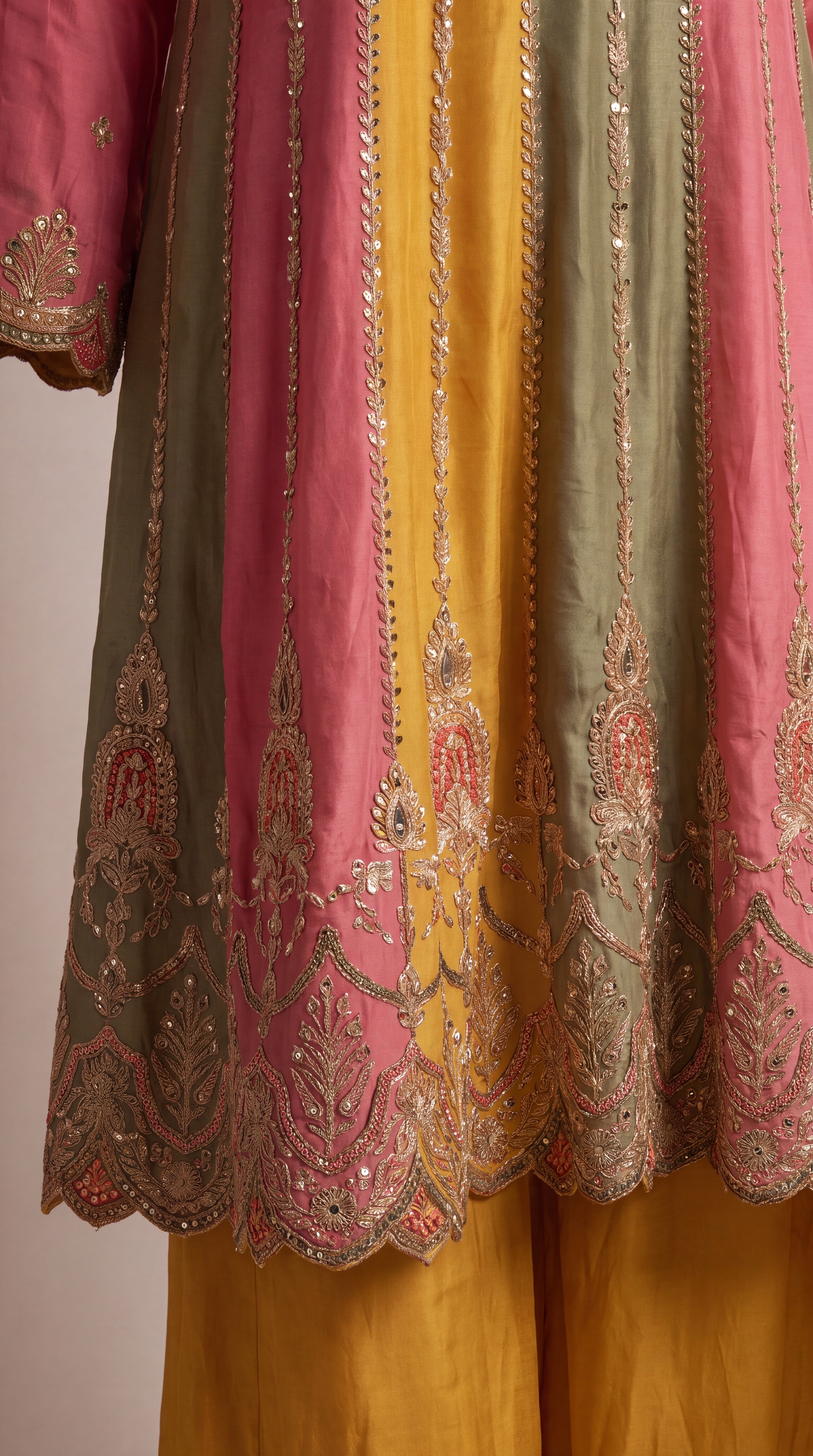 Rangeela Mehndi Kurta Set — Mehndi Green, Haldi & Coral / Gold