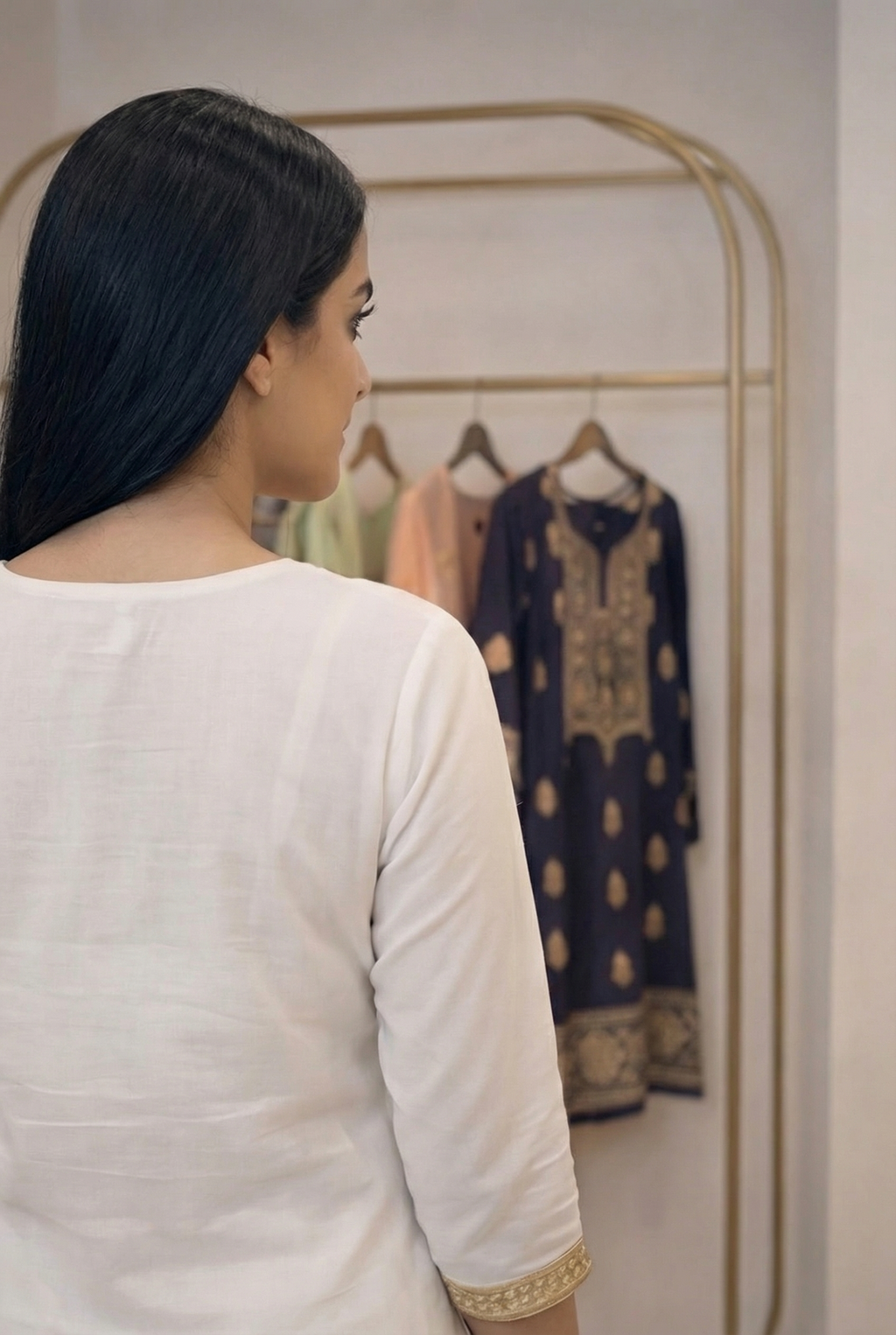 Embroidered 3-Piece Suit Set