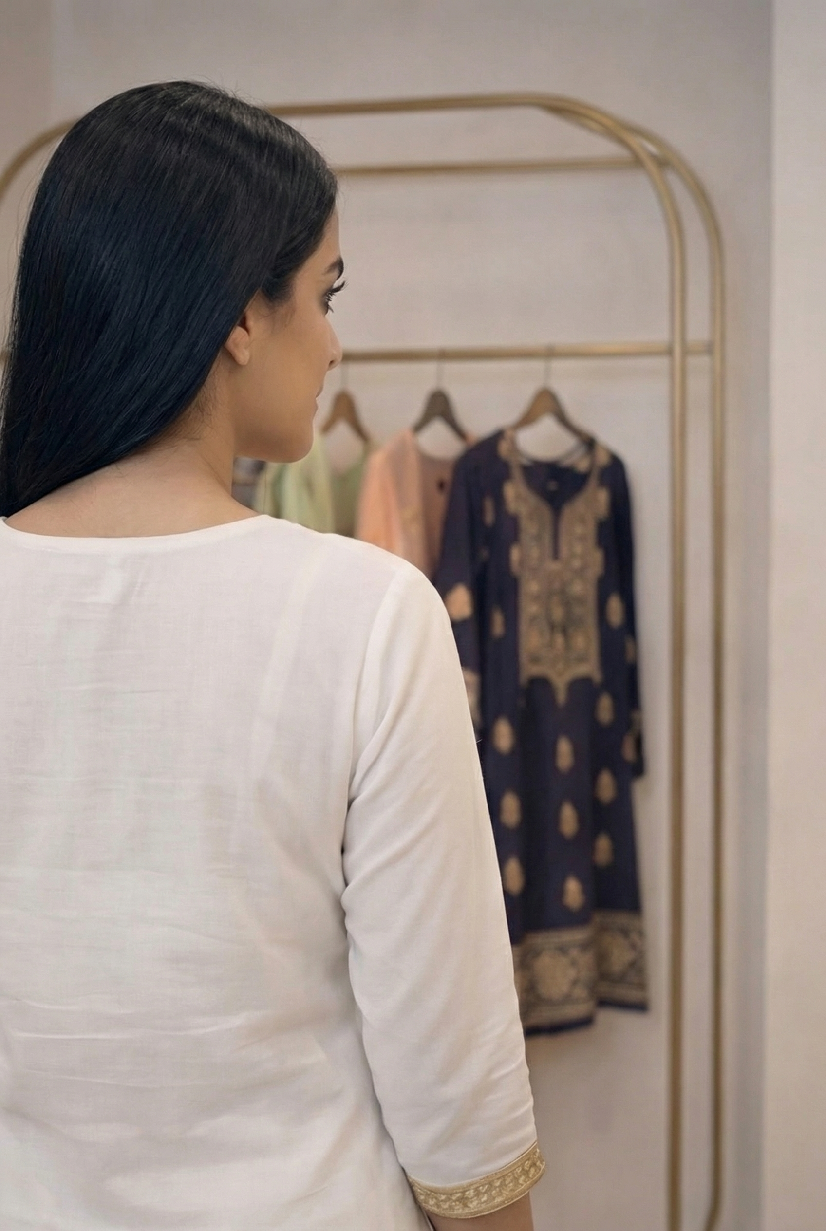 Embroidered 3-Piece Suit Set