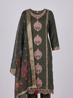 Gulabo Embroidered 3-Piece Kurta Set