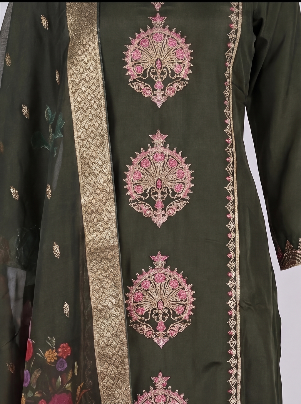 Gulabo Embroidered 3-Piece Kurta Set