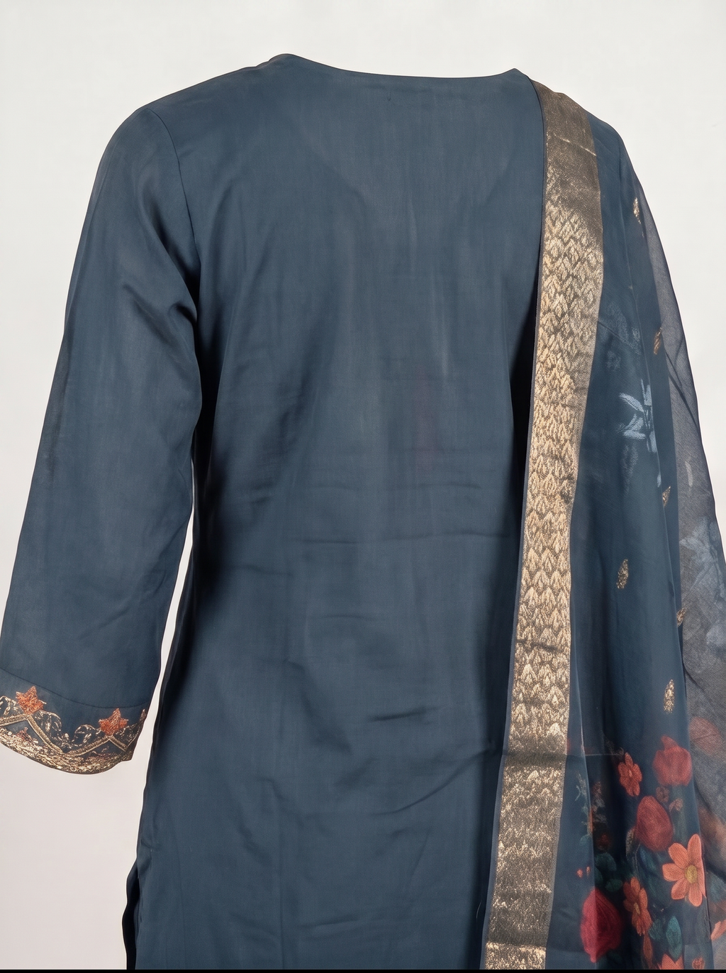 Gulabo Embroidered 3-Piece Kurta Set