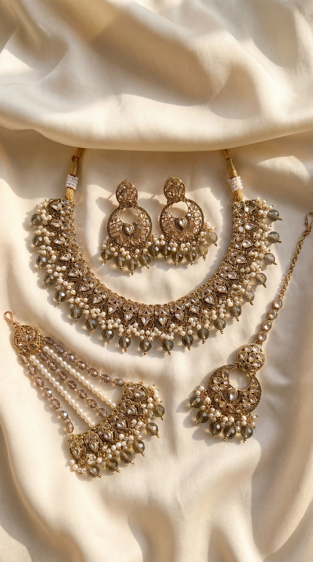 Antique Gold Polki Bridal Jewelry Parure - traditional Indian bridal polki kundan jewelry set - view 1