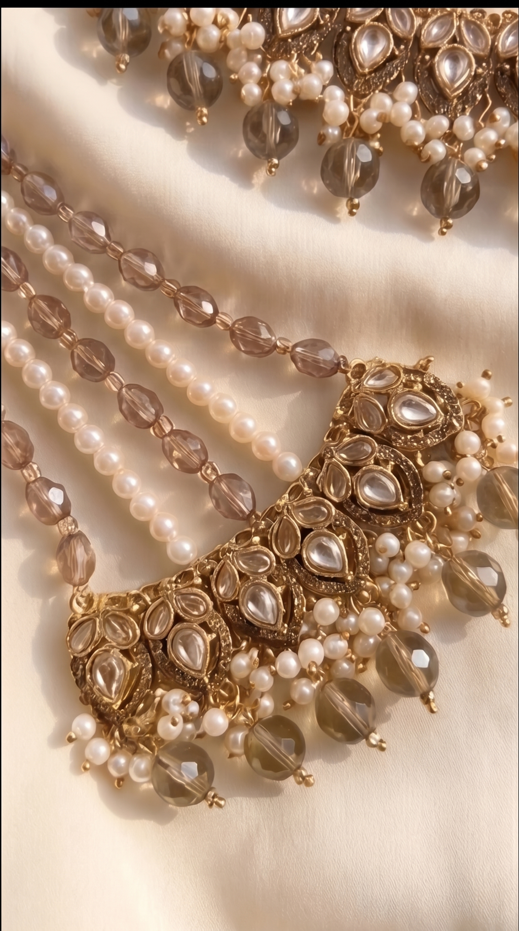 Antique Gold Polki Bridal Jewelry Parure - traditional Indian bridal polki kundan jewelry set - view 3